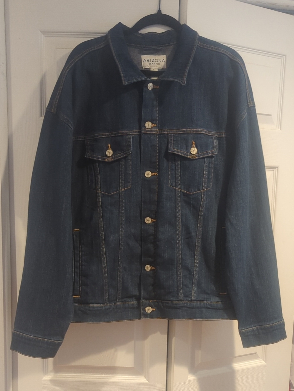 Arizona Jean Company Blue Denim Jacket with Contrast Stitching